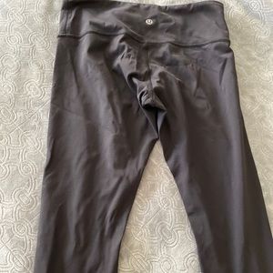 Lululemon Capri Leggings size 6